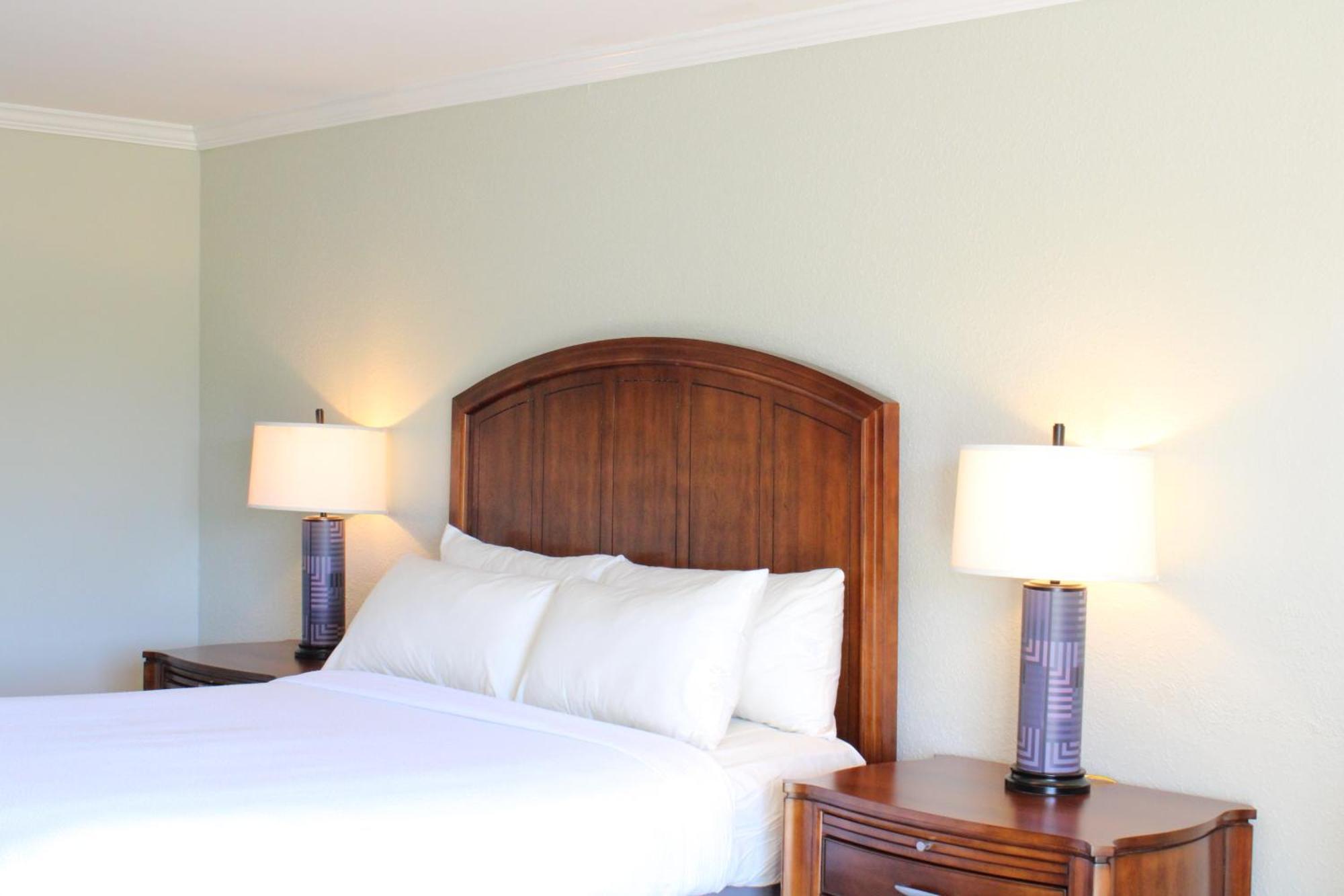 Cape Cod Irish Village - The Emerald Resort Barnstable Exterior photo