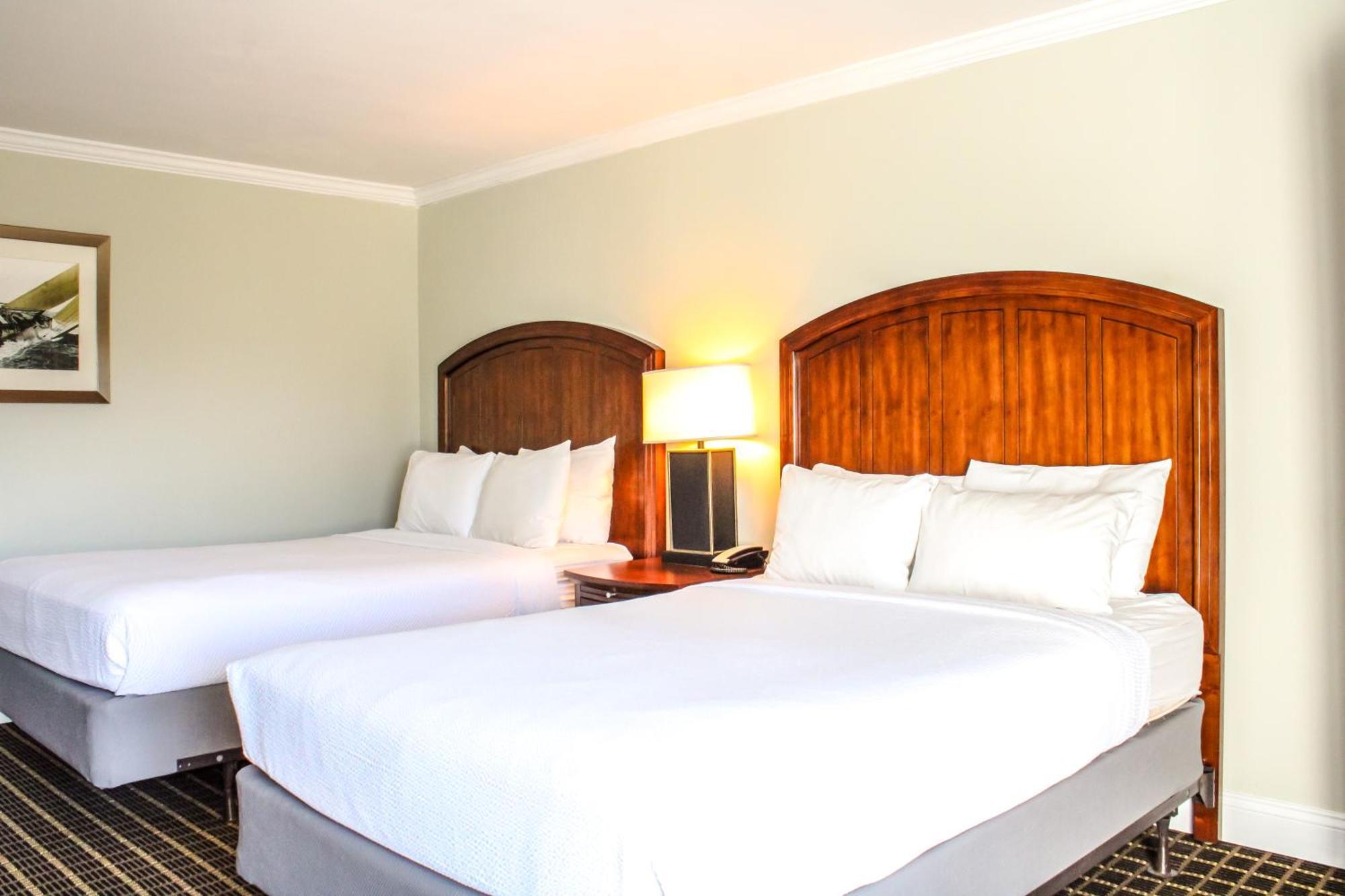 Cape Cod Irish Village - The Emerald Resort Barnstable Exterior photo